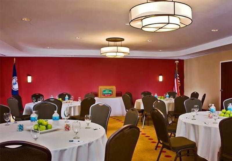 Courtyard Newport News Airport Hotel Kültér fotó